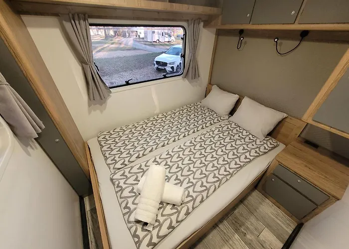 Parkcity Z Jacuzzi W Parku Slaskim Vila *